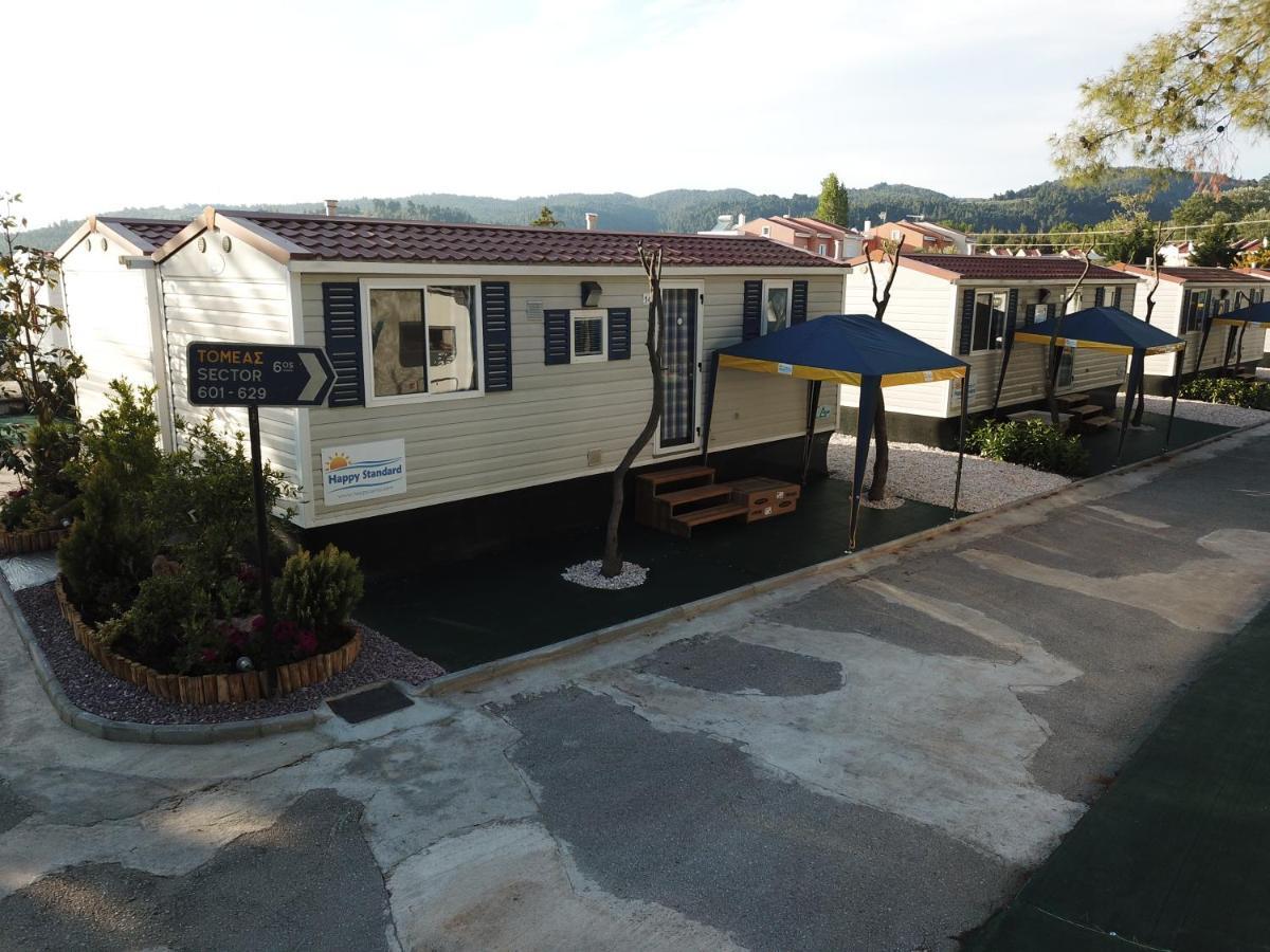 Happy Camp Mobile Homes In Castello Camping & Summer Resort نيوس مارماراس المظهر الخارجي الصورة